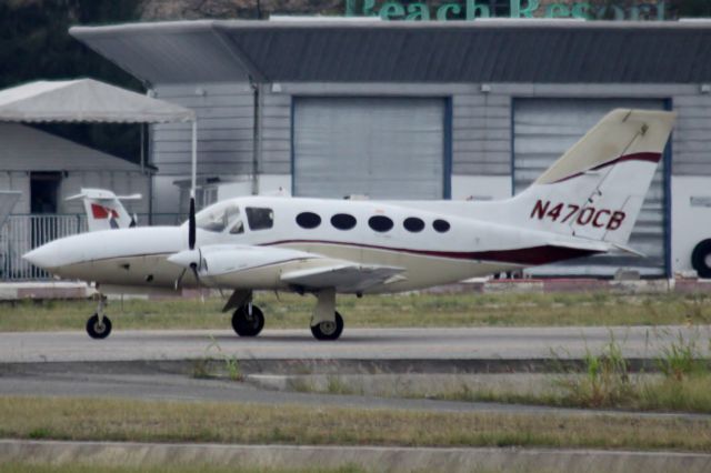 Cessna 421 (N470CB)