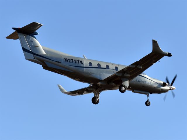 Pilatus PC-12 (N2727K)