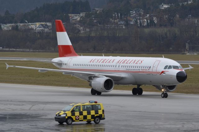 Airbus A320 (OE-LBP)