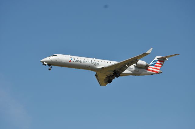 Canadair Regional Jet CRJ-200 (N703PS)