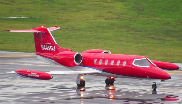 Learjet 35 (N405GJ)