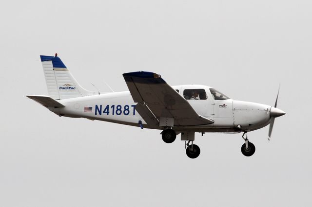 Piper Cherokee (N4188T)