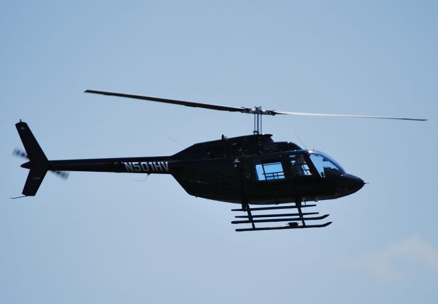 — — - HELIVISION LLC - Lifting off to the south - 5/26/11