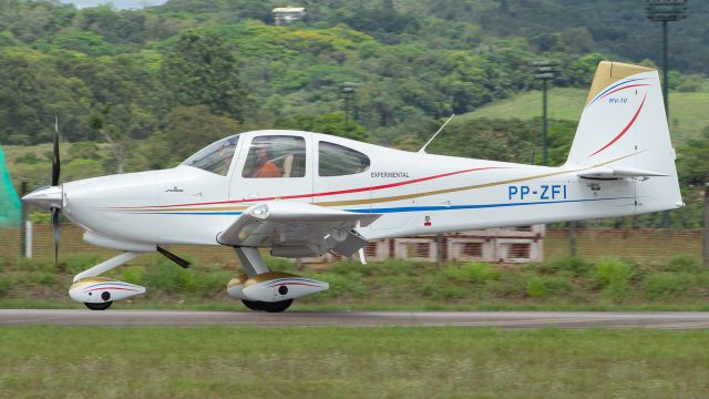 Vans RV-10 (PP-ZFI)