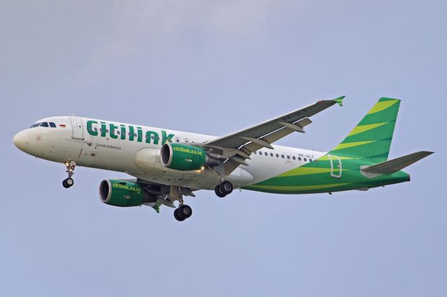 Airbus A320 (PK-GLT)