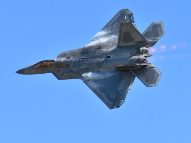 Lockheed F-22 Raptor — - The Raptor!