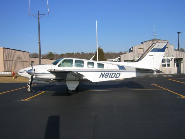 Beechcraft Baron (58) (N81DD)