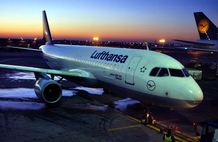 Airbus A320 (D-AIQL) - 2003 - Start of pushback for before sunrise departure!