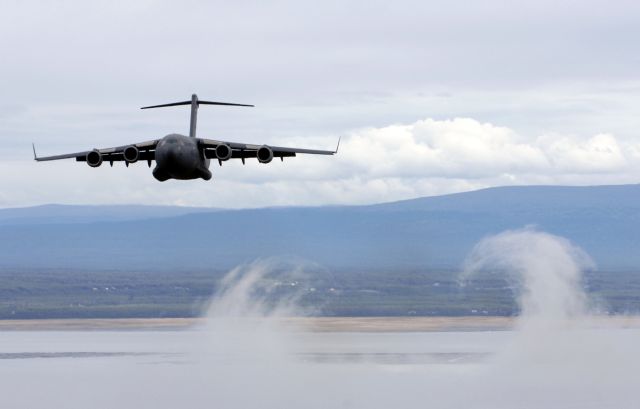 — — - A USAF jet in Alaska