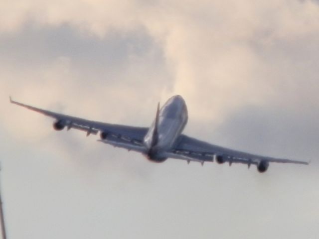 Boeing 747-400 (G-CIVG)