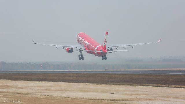 Airbus A330-300 (HS-XTE)