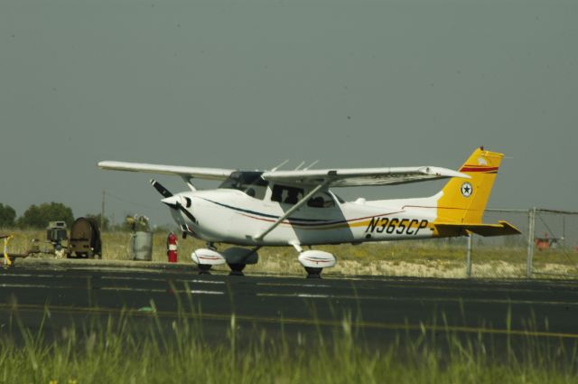 Cessna Skyhawk (N365CP)