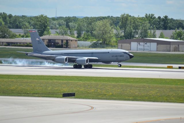 — — - Ohio National guard KC 135 tanker practicing touch and go at KCMHbr /br /6/7/2016