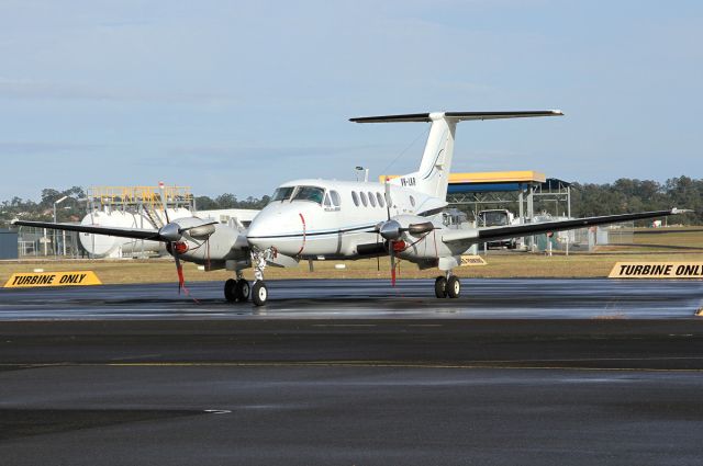 Beechcraft Super King Air 200 (VH-LKR)