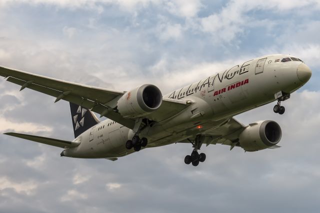 Boeing 787-8 (VT-ANU) - 12th May, 2024: Flight AI 113 from Delhi's Indira Gandhi International Airport on short finals to runway 15 at BHX. 
