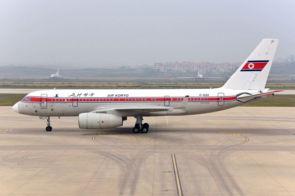 Tupolev Tu-214 (P-632)
