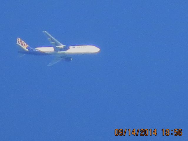 BOEING 767-300 (N640GT) - Atlas Air flight 8281 over Northeastern Oklahoma at 38,000 feet.