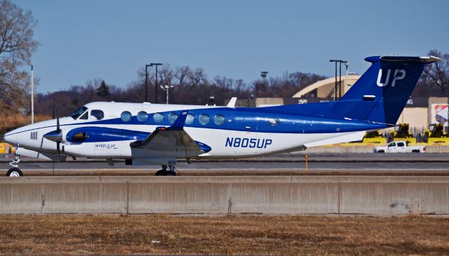 Beechcraft Super King Air 350 (N805UP) - A Wheels Up Beechcraft Super King Air 350 with a great interior inside, would love to see the inside of one. 