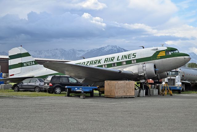 Douglas DC-3 (N763A)