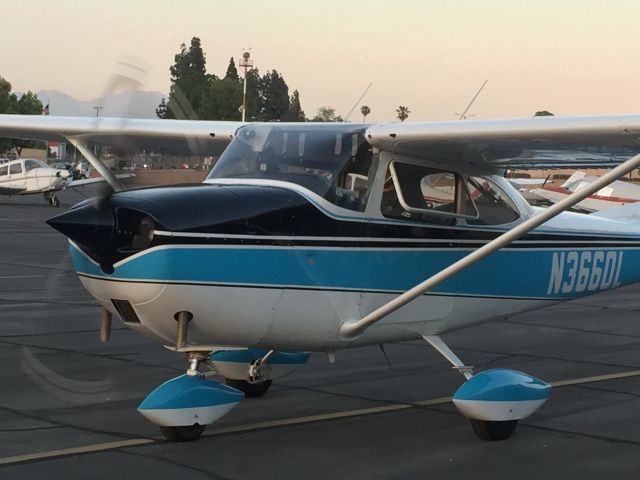 Cessna Skyhawk (N3660L)