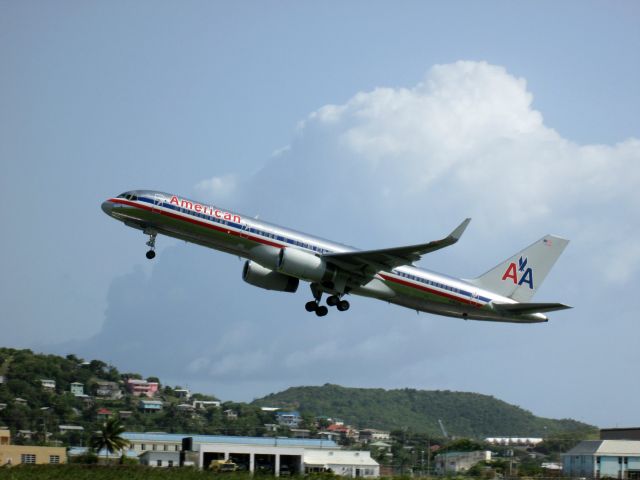 Boeing 757-200 (N181AN)