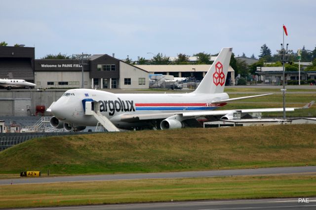 Boeing 747-400 (LX-WCV) - KPAE - 35804/1390 on the flight line at Boeing Everett on 7/29/2007. This jet delivered new to Cargolux Intl on Aug 06, 2007.