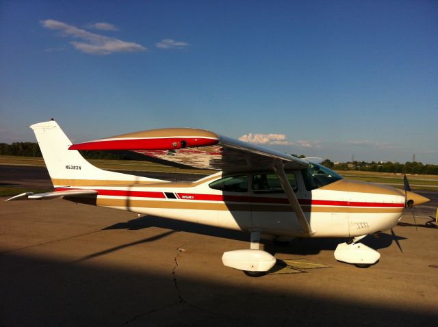 Cessna Skylane (N5393N) - Refueling at Aircraft Specialist Inc.