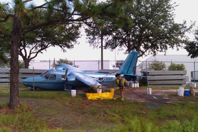 Aero Commander 500 (N175SP) - Engine failure. Landed on Interstate 10 and skidded to a stop just off the highway. Two Passengers, no injuries.