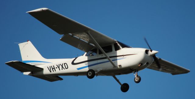 Cessna Skyhawk (VH-YXD)