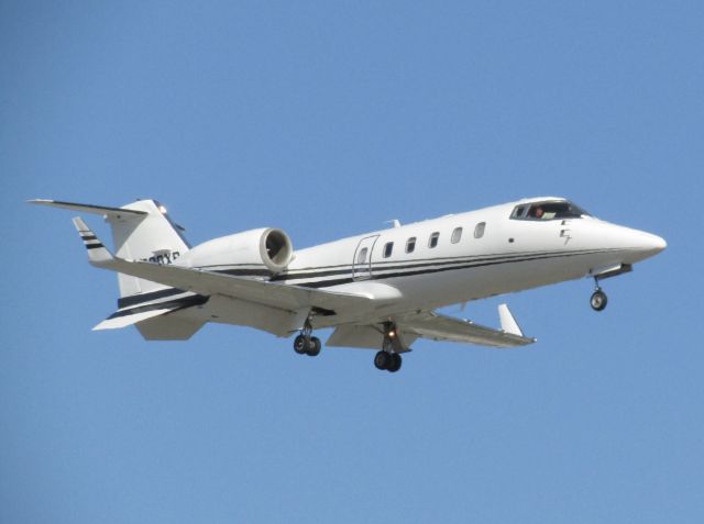 Learjet 60 (N600XR) - Landing RWY 20R