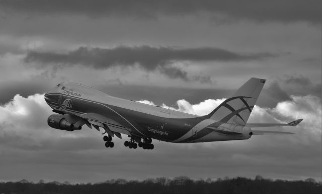 Boeing 747-400 (G-CLAA) - rotating out of Doncaster in Cloudy conditions 