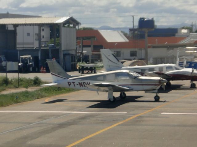 Piper Cherokee (PT-NDK)