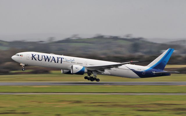 BOEING 777-300 (9K-AOK) - kuwait b777-369er 9k-aok dep shannon for jfk 30/1/18.