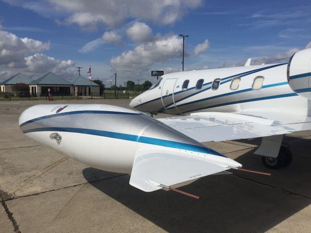 Learjet 35 —