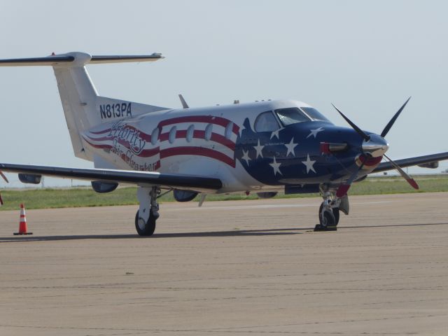 Pilatus PC-12 (N813PA)