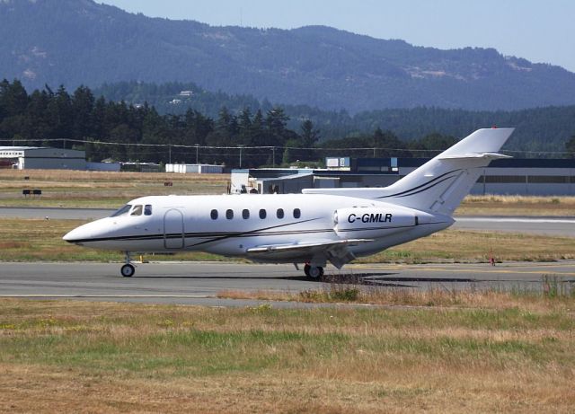 Hawker 800 (C-GMLR)