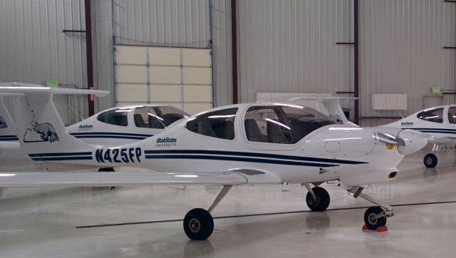 Diamond Star (N425FP) - In the hangar at Logan-Cache Airport.