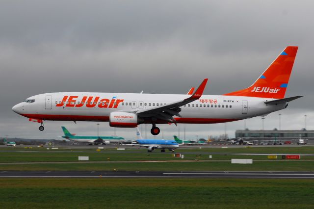 Boeing 737-800 (EI-EFW) - Former Ryanair 737 arriving from Bournemouth after painting in JEJU Air livery. Dublin International 14-11-2016.