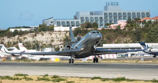 Dassault Falcon 8X (OY-OLD)