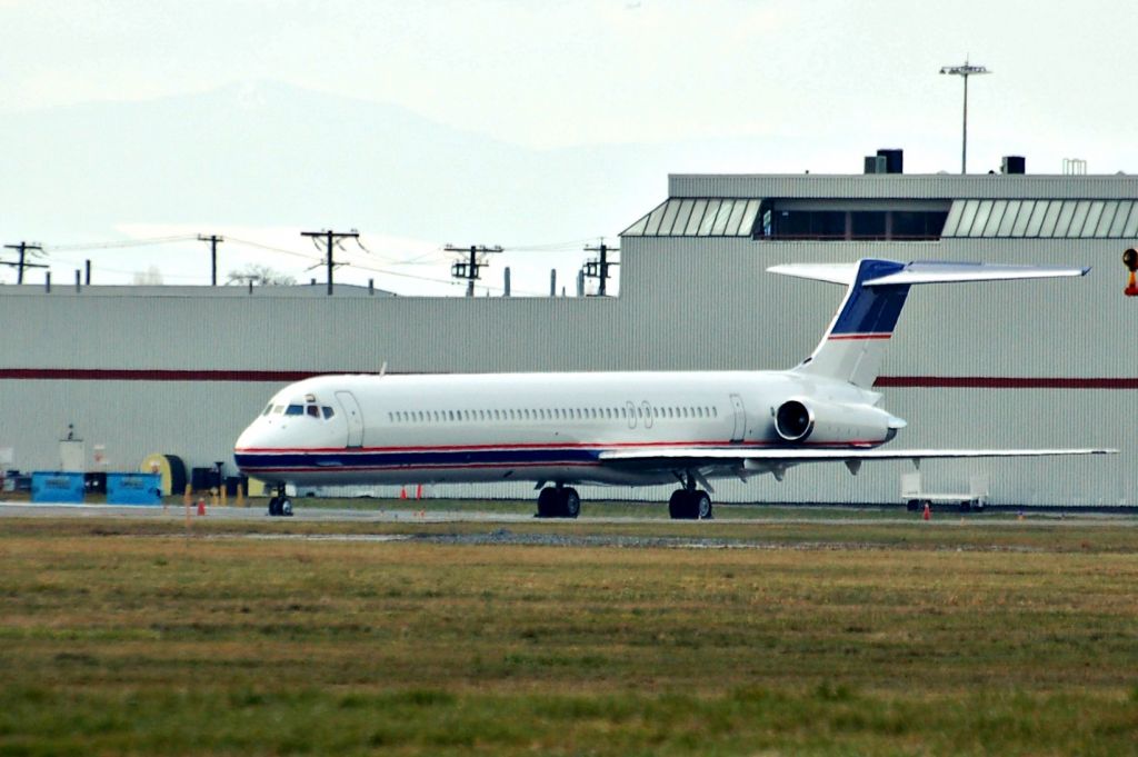 McDonnell Douglas MD-81 (N682RW) - In Vancouver for the Detroit Red Wings game. 2.28.2017