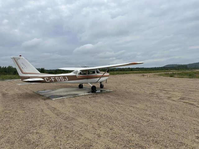 Cessna Skyhawk (C-FSSJ)