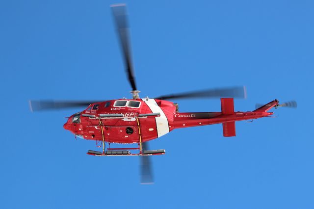 Bell 412 (C-GCGP)