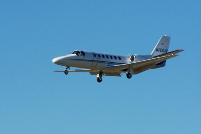 Cessna Citation V (N152JH) - Citation Encore on Final approach.