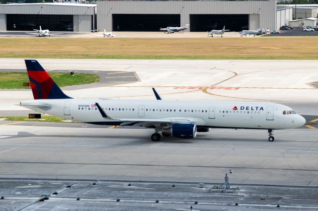 Airbus A321 (N393DN) - Taxiing to Terminal A. 9/4/19.