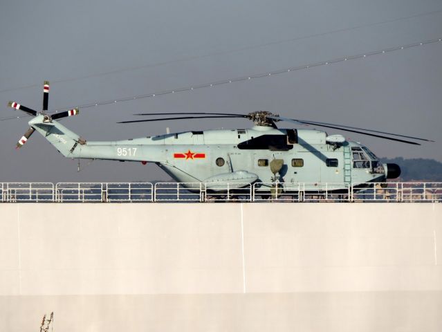 — — - 09 février 2015 br /br /port militaire de Toulon - France