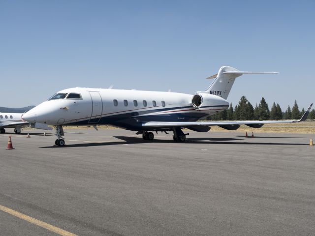 Bombardier Challenger 300 (N531FX) - 30 JUL 2016.