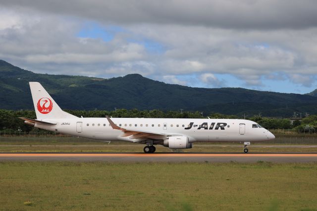 Embraer ERJ-190 (JA241J) - July 31st 2021:HKD-ITM.