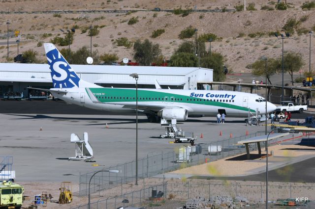 Boeing 737-800 (PH-HZB) - KIFP - Sun Country leased -800 at Laughlin/Bullhead International Airport in March 2006.