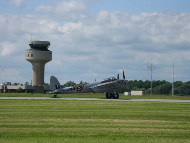 De Havilland Mosquito —