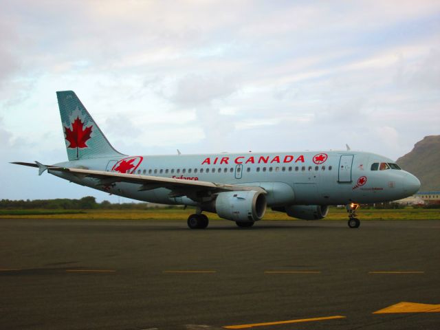 Airbus A319 (C-GBHZ)